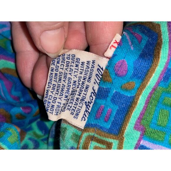 Vintage Artsy Old Money Coquette Edgy Stained-glass Abstract Button Cuffs Top - Picture 7 of 7